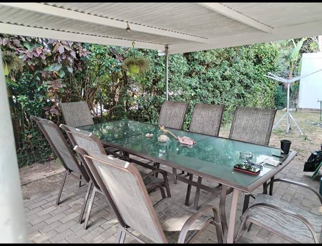 2 BEDROOM APARTMENT FOR SALE IN MARGATE BEACH